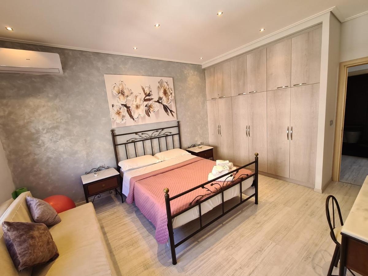 Luxury Seafront Apartments Sarande Ruang foto